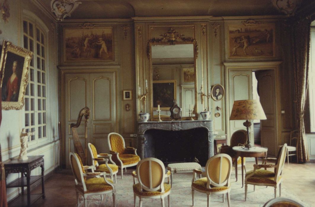 rez-de-chaussée, grand salon, vue partielle - © Ministère de la Culture (France), Médiathèque du patrimoine et de la photographie, tous droits réservés