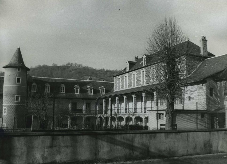 bâtiments sur cour, ensemble sud-ouest, sud-est