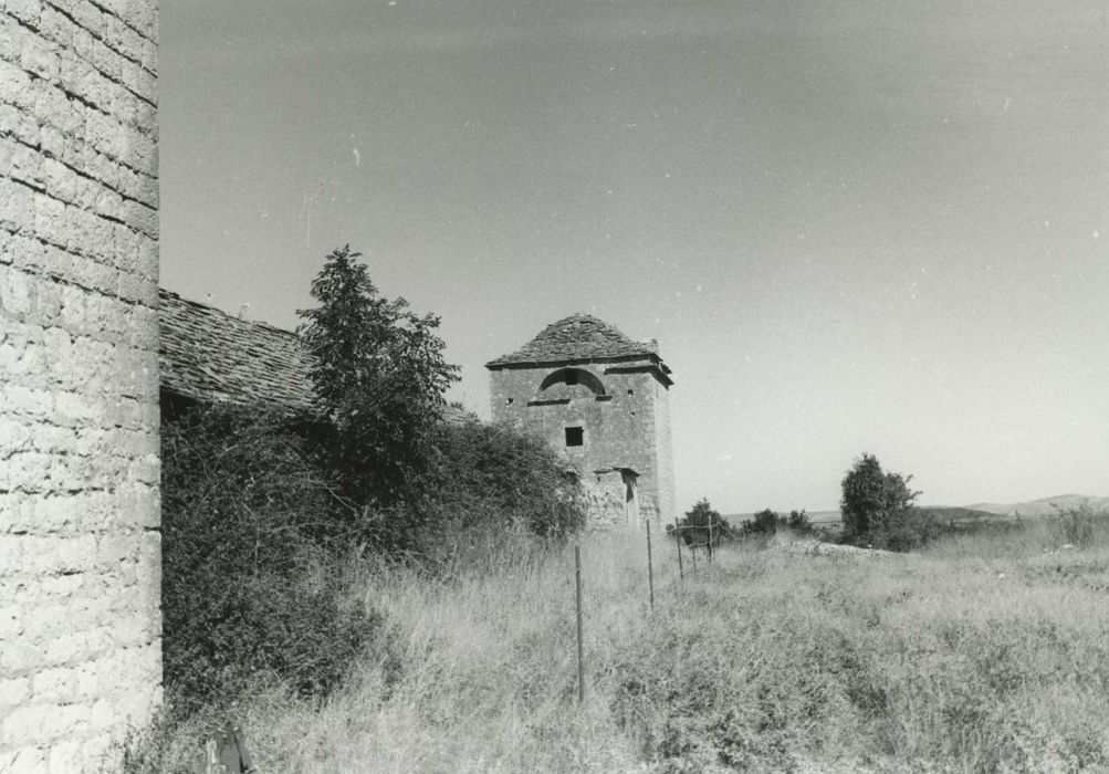 tour nord-est, façade sud