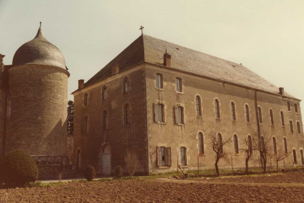 bâtiment sud-est, façades sud et ouest