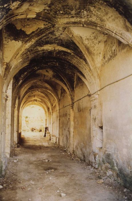 galerie ouest du cloître