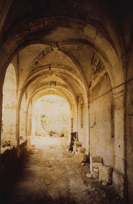 galerie ouest du cloître