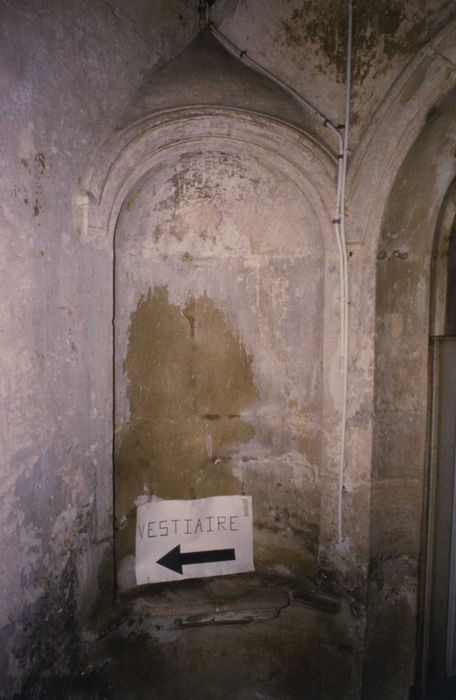 vestibule, détail d’une niche