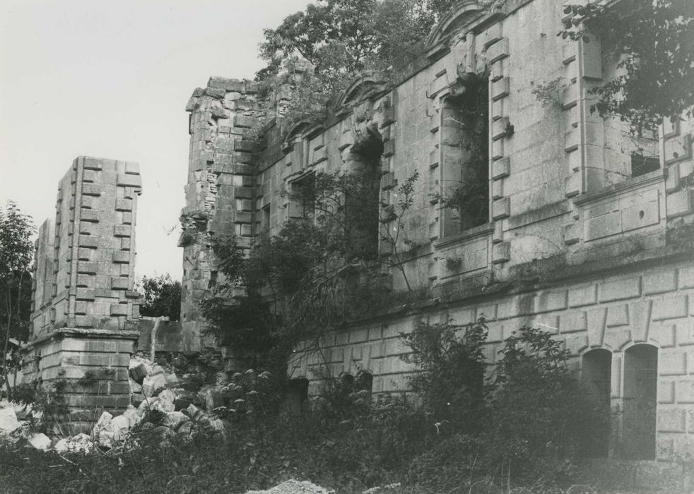 façade nord, vue partielle