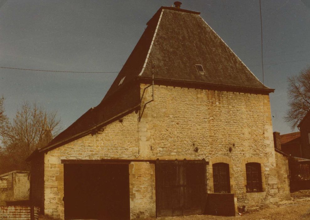 pavillon sud, façade sud