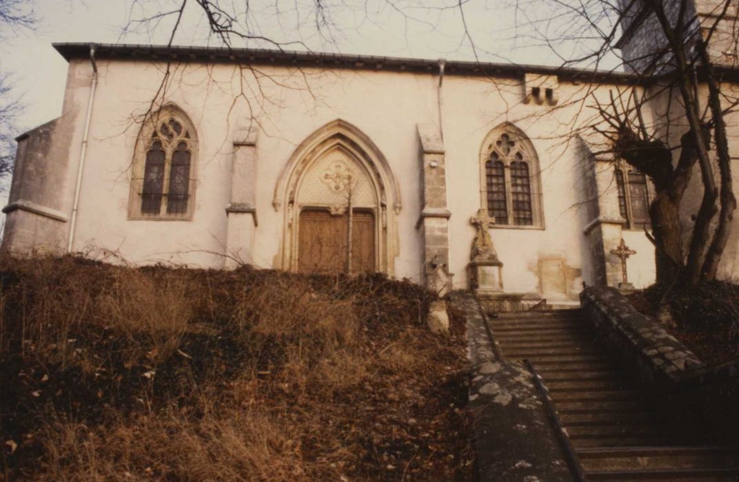 façade latérale sud, vue partielle