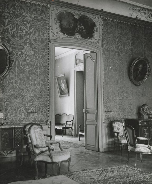 grand salon, vue partielle