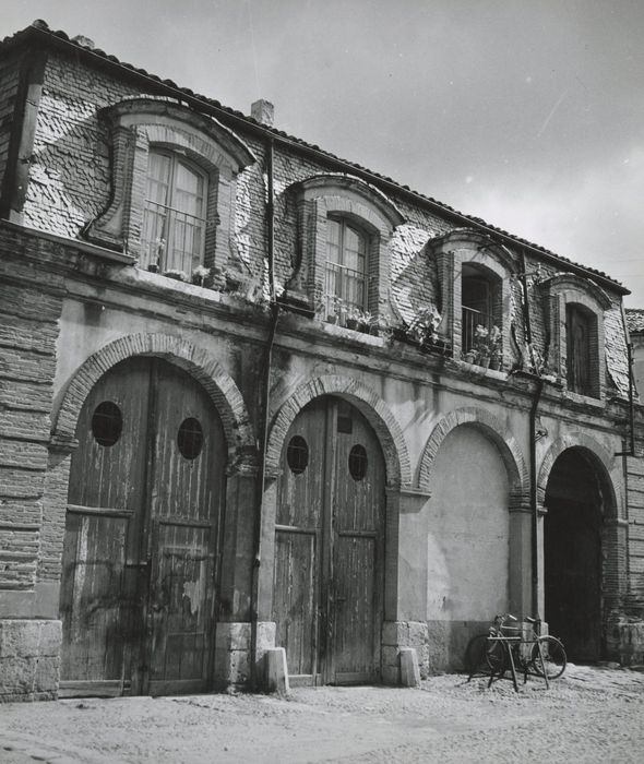 cour, pavillon des écuries