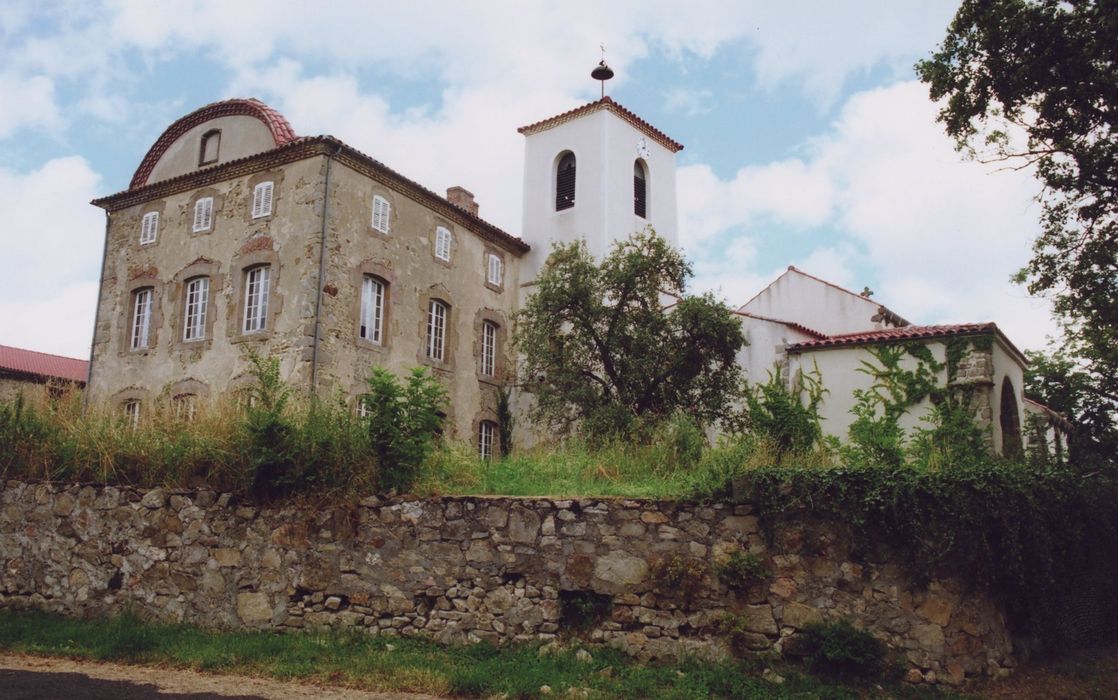 vue partielle de l’église depuis l’Ouest