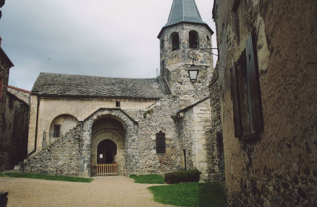 façade latérale sud, vue partielle