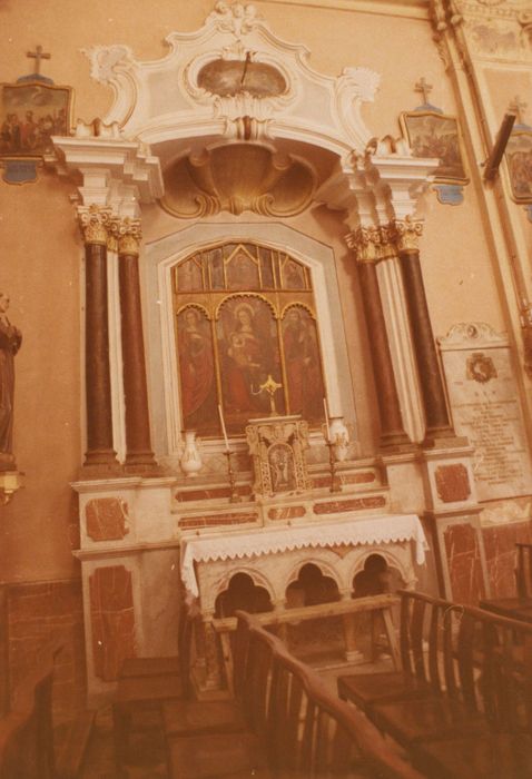 triptyque (panneaux peints) : Vierge à l'Enfant entre saint André et sainte Réparate, L'Annonciation et Dieu le Père ou le Christ bénissant - © Ministère de la Culture (France), Médiathèque du patrimoine et de la photographie, tous droits réservés