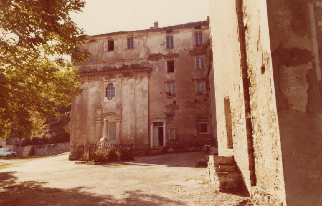 façade est