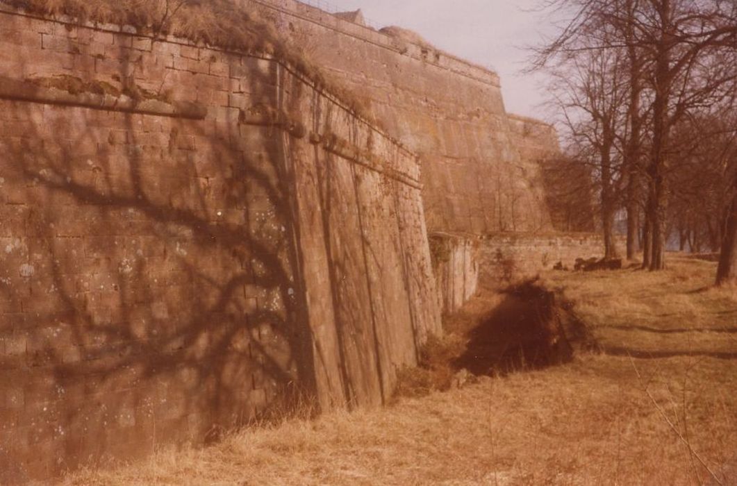 façade sud, bastion Saint-Nicolas, vue partielle