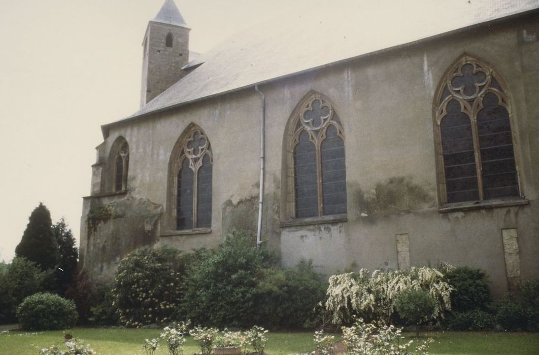 église abbatiale, façade latérale nord, vue partielle