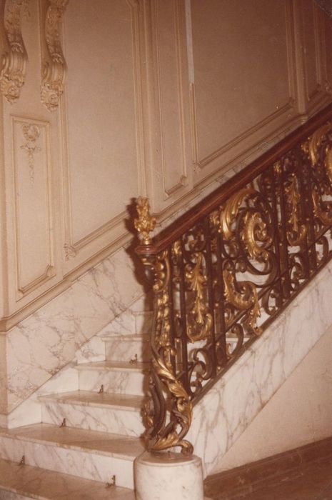 escalier d’honneur, détail du départ de la rampe