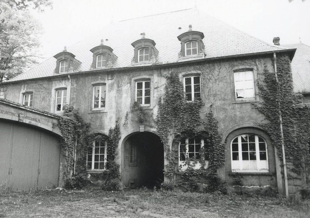 dépendances, façade sud-est