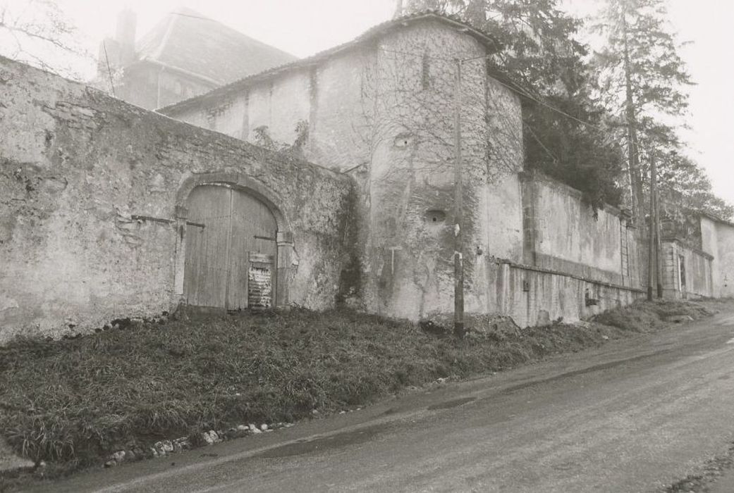 mur de clôture nord