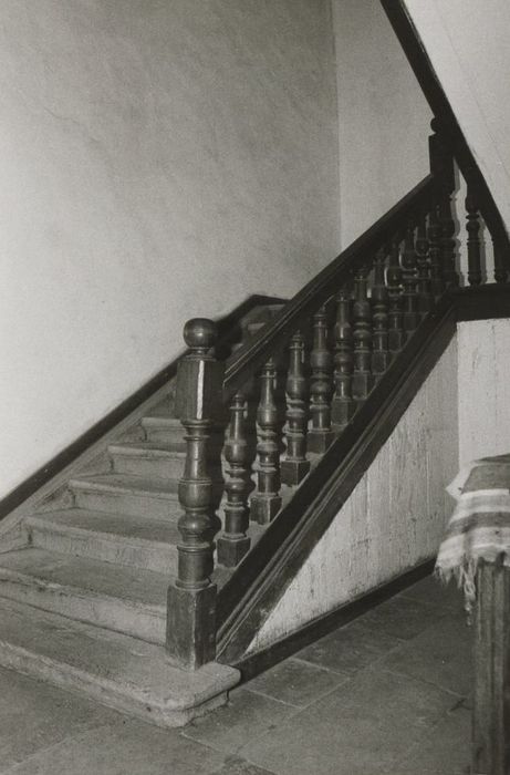 escalier, vue partielle