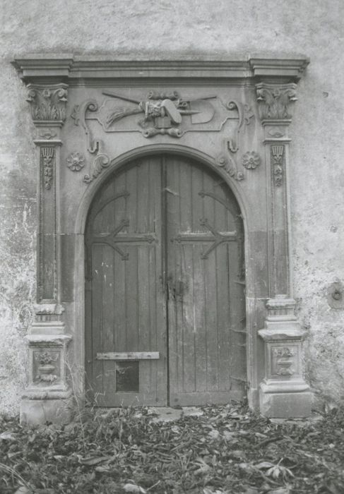 dépendances, aile nord, porte d’accès nord