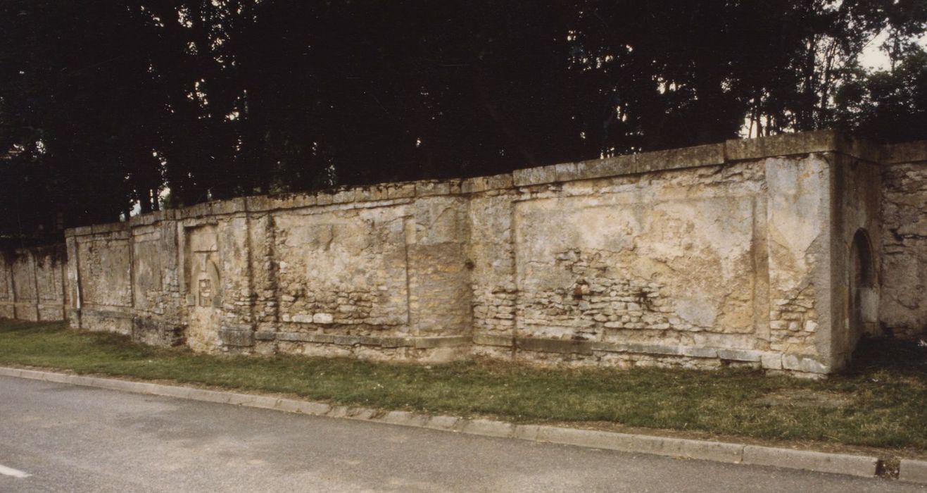 mur du clôture sud, vue partielle