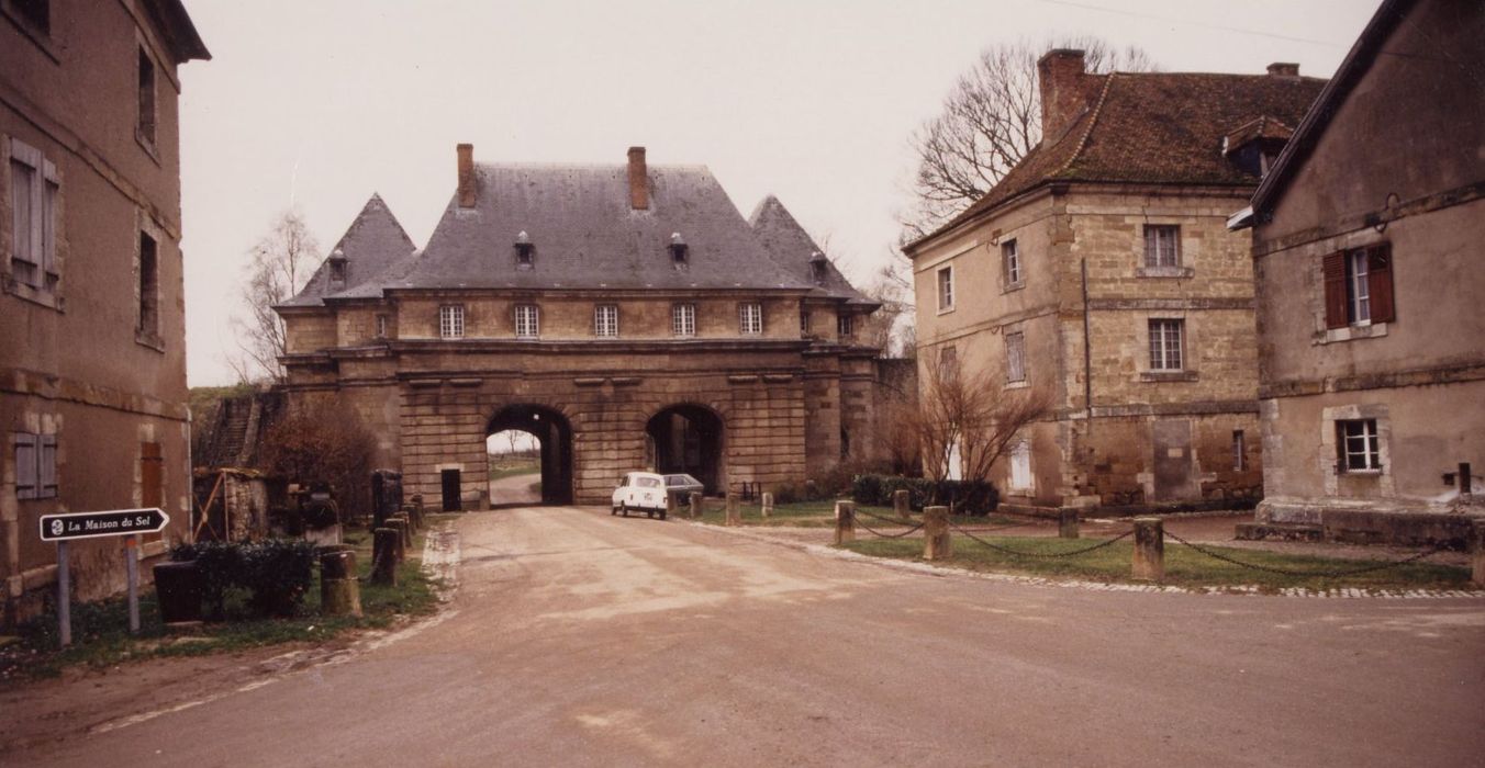 porte de France, façade est