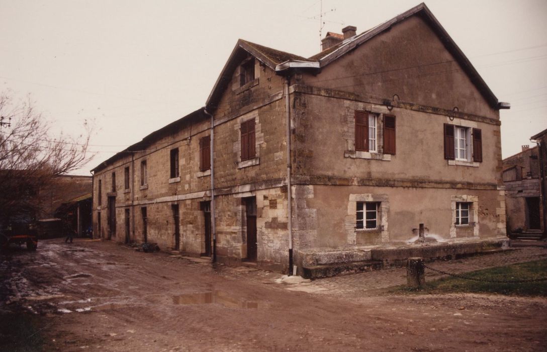 caserne M, façades sud et ouest