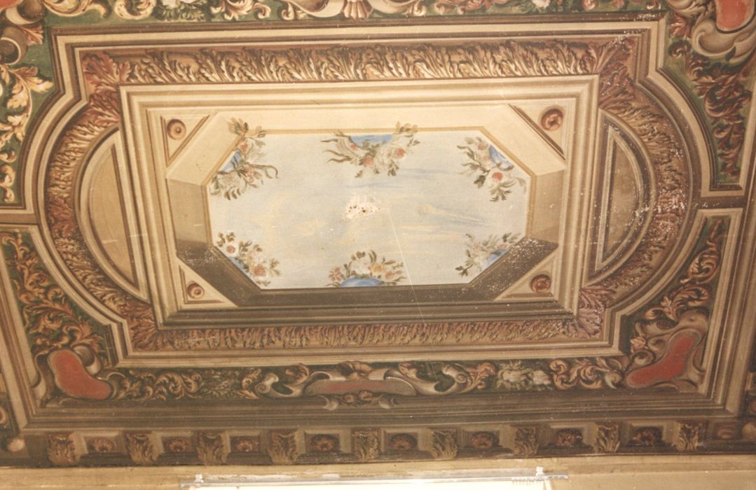 détail d'un plafond peint