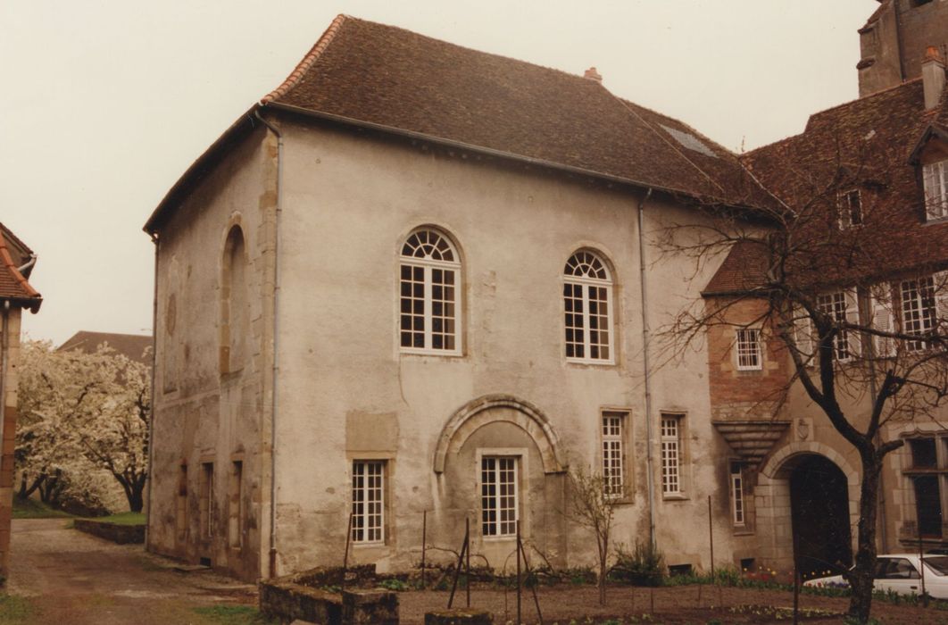 aile de l'officialité, façades sud et ouest