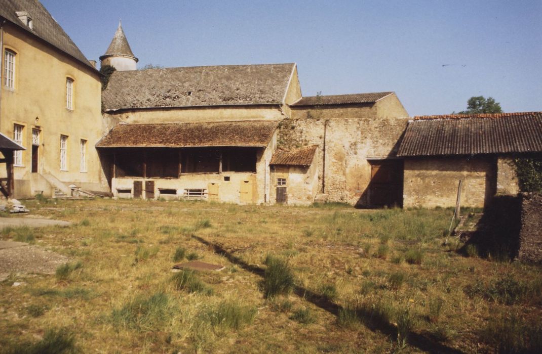 cour, aile nord, façade sud