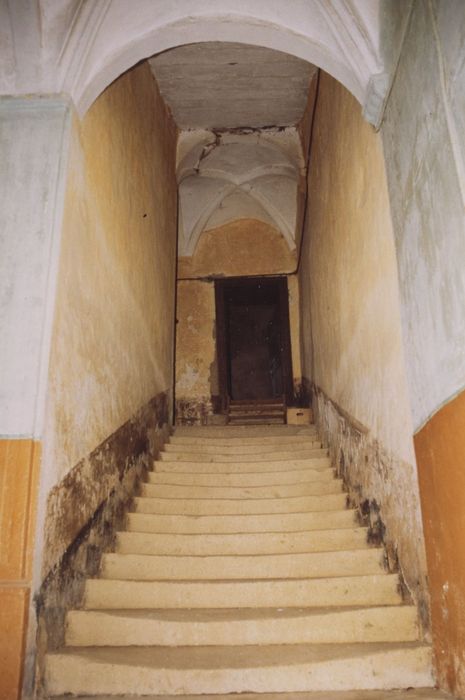 travée sud, escalier