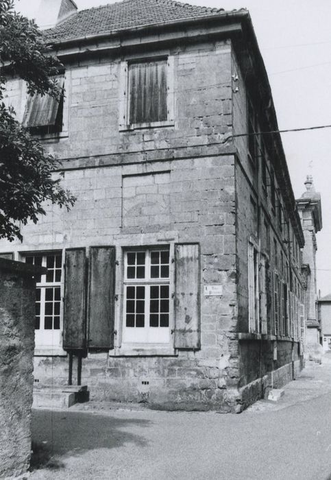 façade ouest, vue partielle