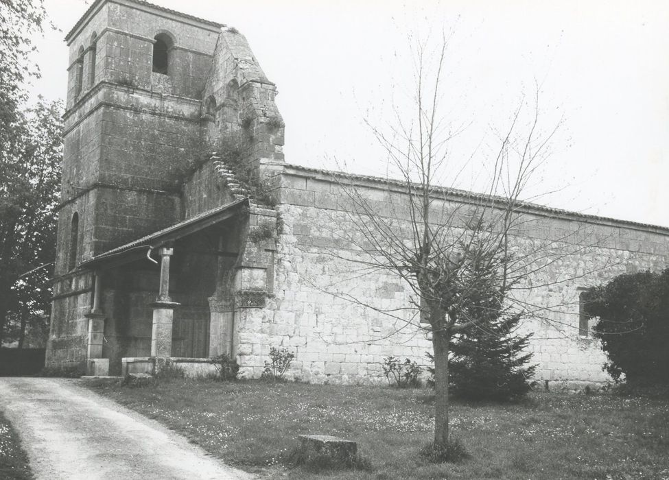 façade latérale sud, vue partielle