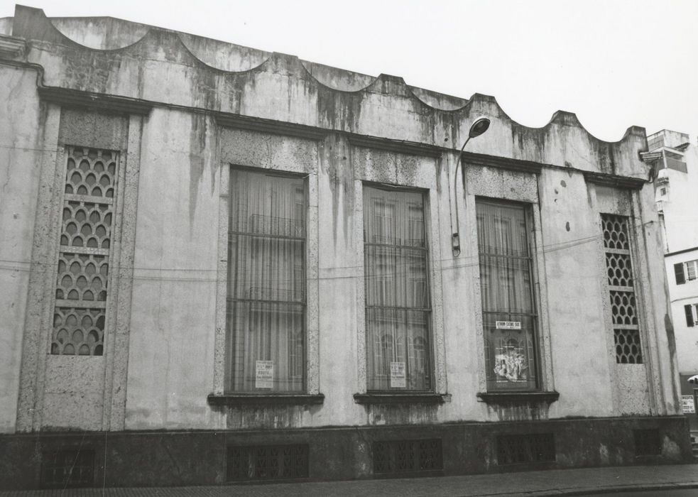 Façade ouest, vue partielle