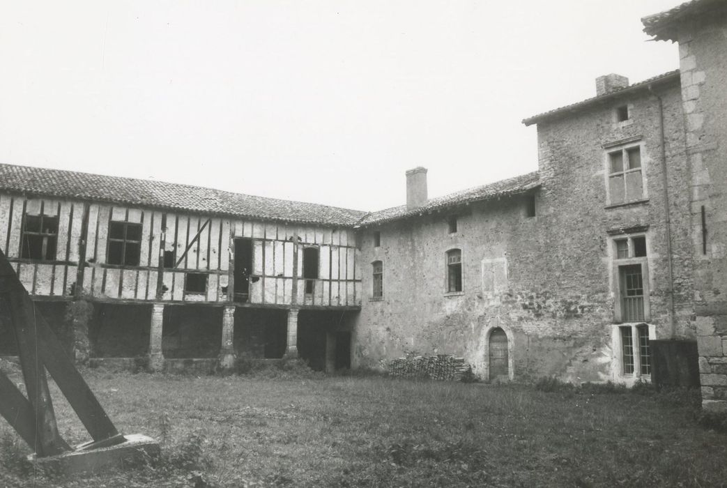 galerie ouest du cloître