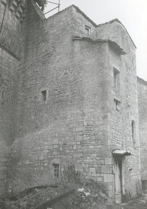 façade nord de la tour carrée de l’aile ouest