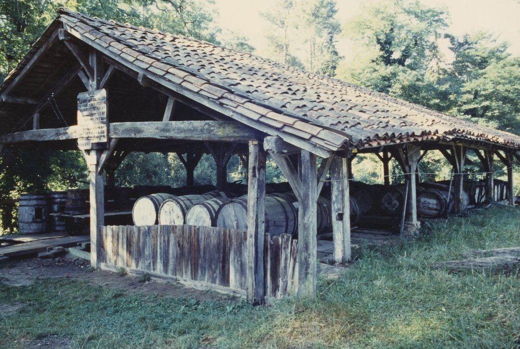 bâtiment de stockage de la gemme