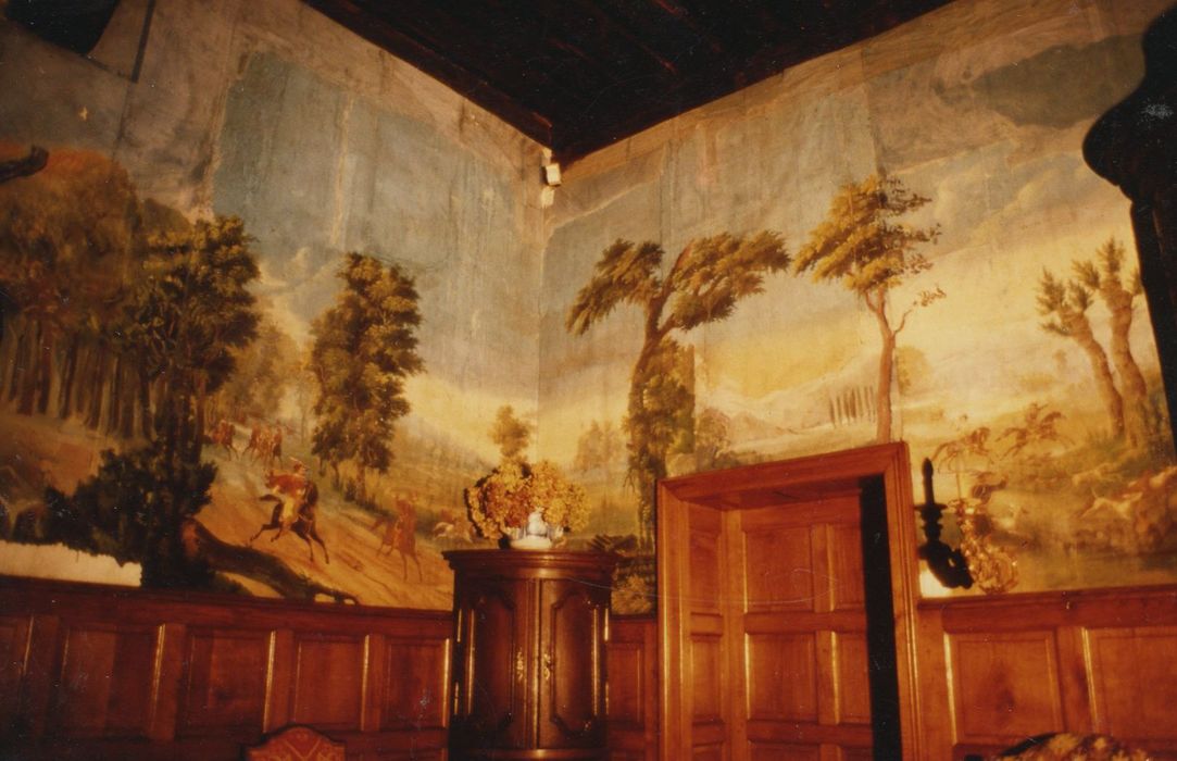 corps de logis, grande salle du rez-de-chaussée, vue partielle des peintures monumentales