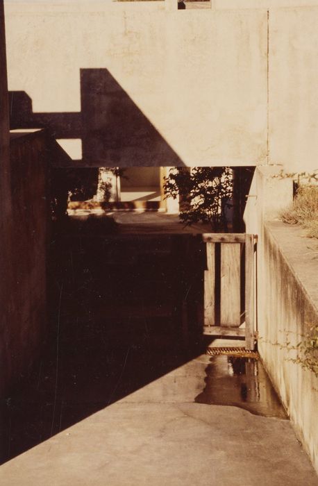 grand atelier, entrée du patio sur la façade sud-ouest