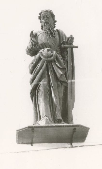 Deux statues : Saint Pierre et Saint Paul