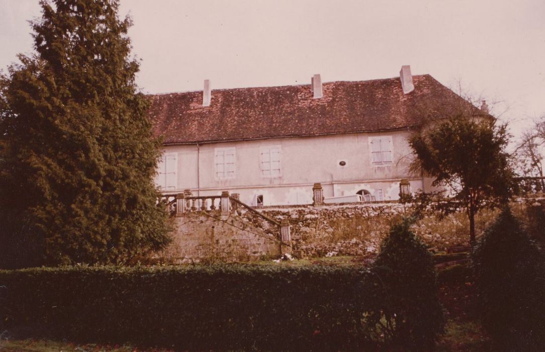 façade sud-ouest, vue partielle