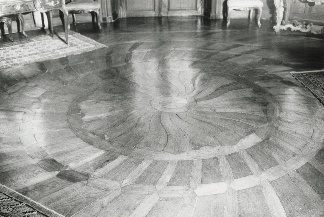 grand salon, vue partielle du parquet