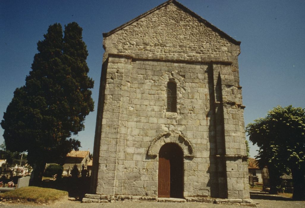 Eglise Saint-Pierre