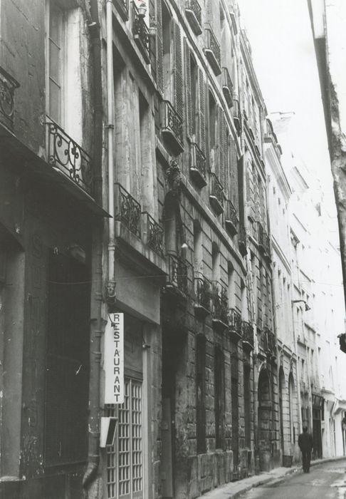 façade sur rue