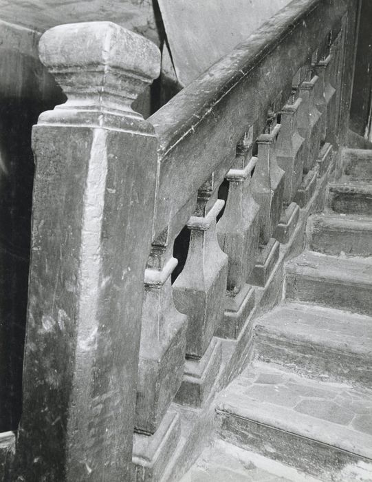 escalier, détail des balustres