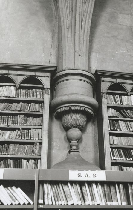 ancienne chapelle, détail d’un culot de retombée de voûte