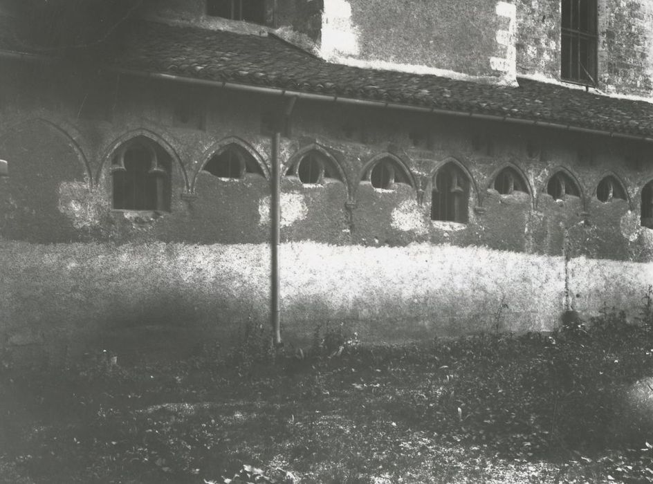 vue partielle du cloître