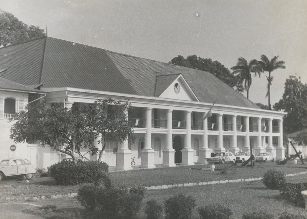 Couvent des Jésuites (ancien), ou ancienne Préfecture, ou Hôtel des Palmistes