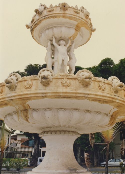 fontaine de Montravel, vue partielle