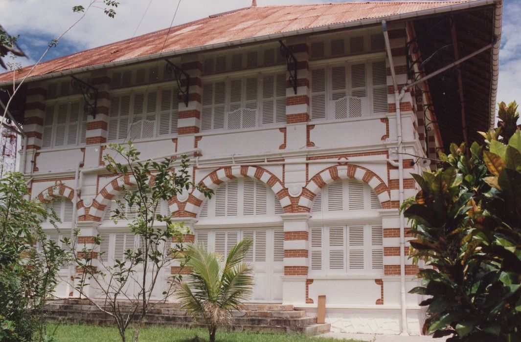 façade sur jardin