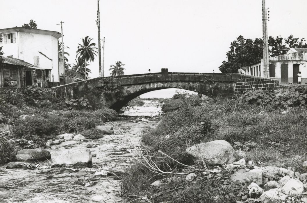 vue générale du pont dans son environnement